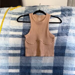 Dynamic Ribbed Sculpt Tank Top - Tan